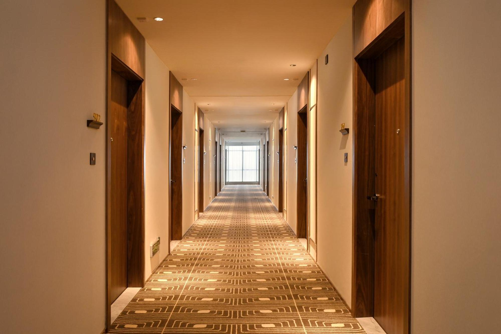 Model J Hotel Jakarta Soekarno - Hatta Airport タンゲラン エクステリア 写真