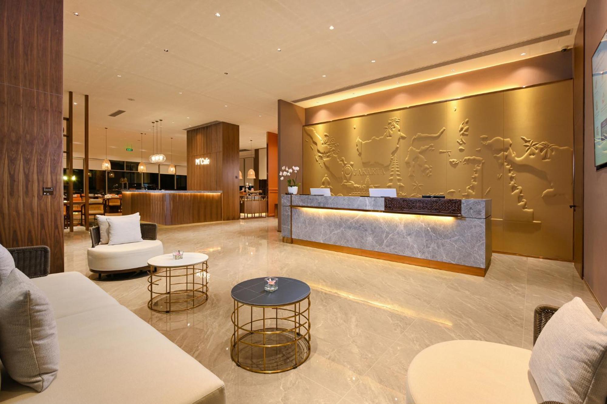 Model J Hotel Jakarta Soekarno - Hatta Airport タンゲラン エクステリア 写真