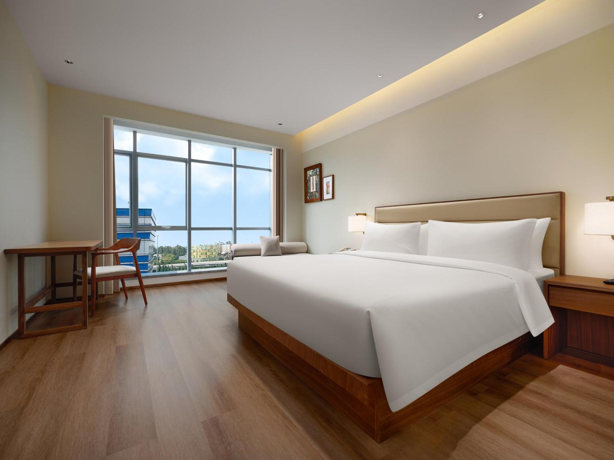 Model J Hotel Jakarta Soekarno - Hatta Airport タンゲラン エクステリア 写真